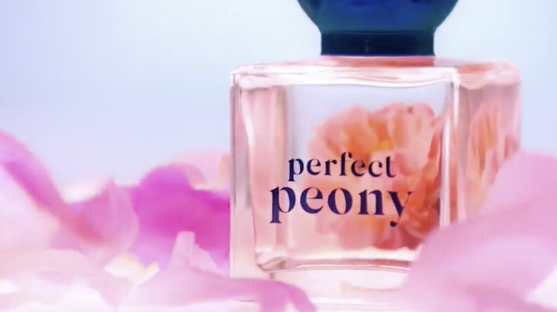 Bath & Body Works peony perfume