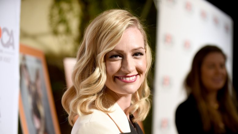 Beth Behrs smiling