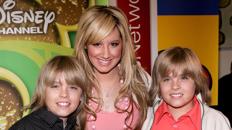 Young Ashley Tisdale and the Sprouse twins