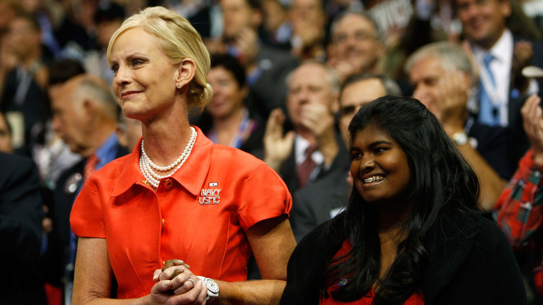 Cindy McCain, Bridget McCain