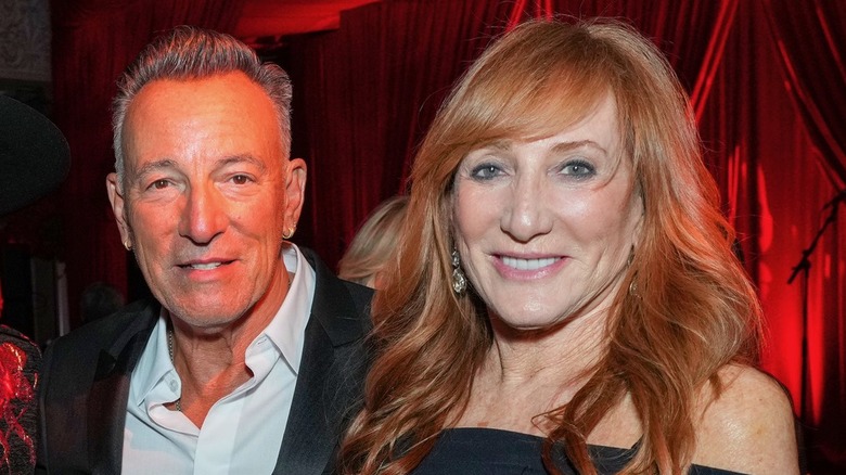 Bruce Springsteen and Patti Scialfa smiling