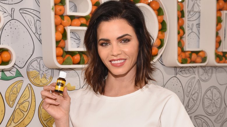 Jenna Dewan with Young Living essential oils