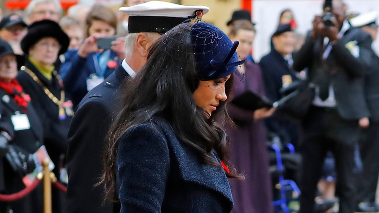 Meghan Markle at a Rememberance Day celebration in a fascinator