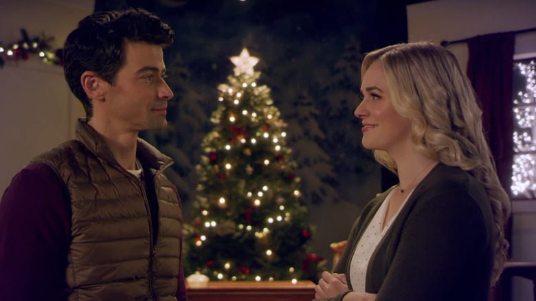 DiscoverNet The Untold Truth Of Hallmark Holiday Movies