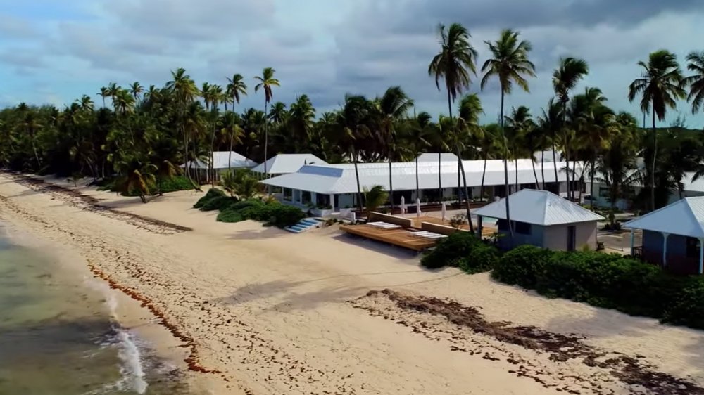 Caerula Mar Club on HGTV's Renovation Island