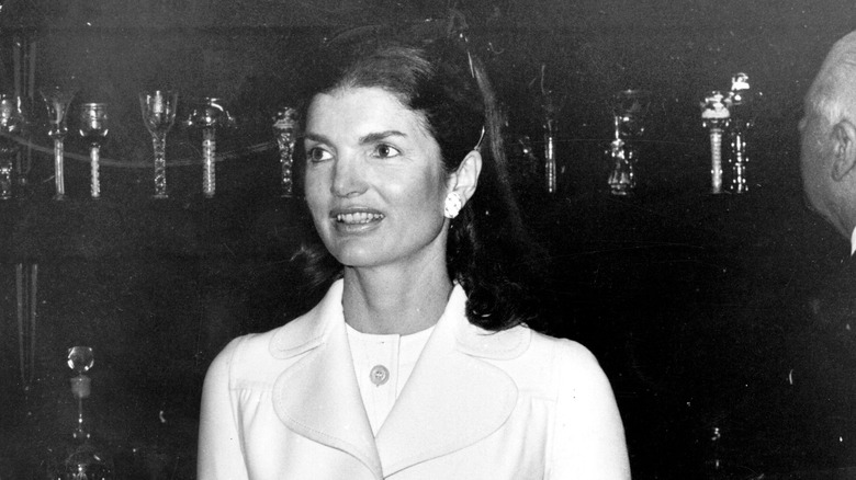 Jackie Onassis in black and white