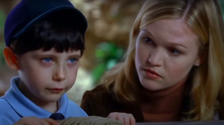 Julia Stiles staring at Seamus Davey-Fitzpatrick