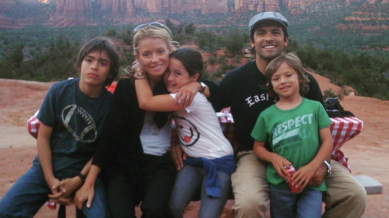 Kelly Ripa and her family