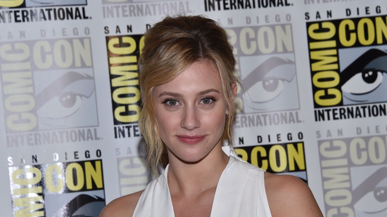 Lili Reinhart