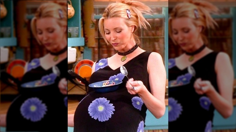 Pregnant Phoebe on "Friends"