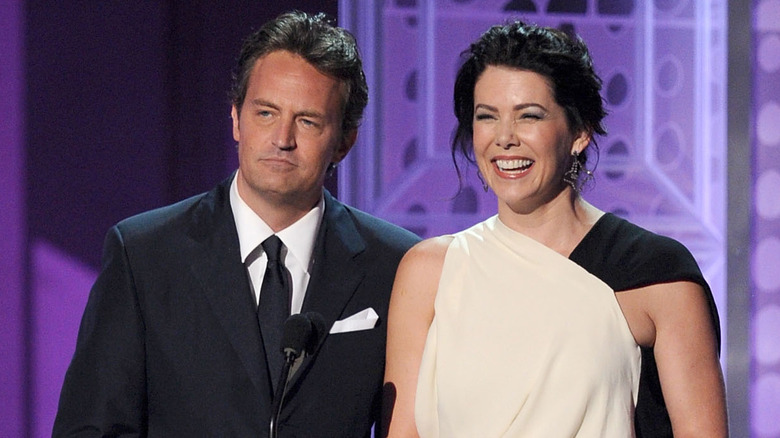 Matthew Perry and Lauren Graham 