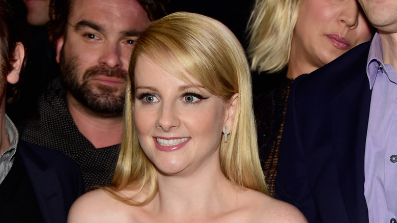 Melissa Rauch smiling at an event