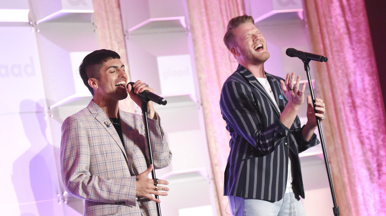 Pentatonix members singing as Superfruit