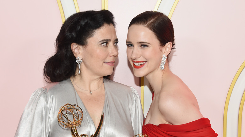 The Marvelous Mrs. Maisel's Alex Borstein and Rachel Brosnahan at the 2018 Golden Globe awards