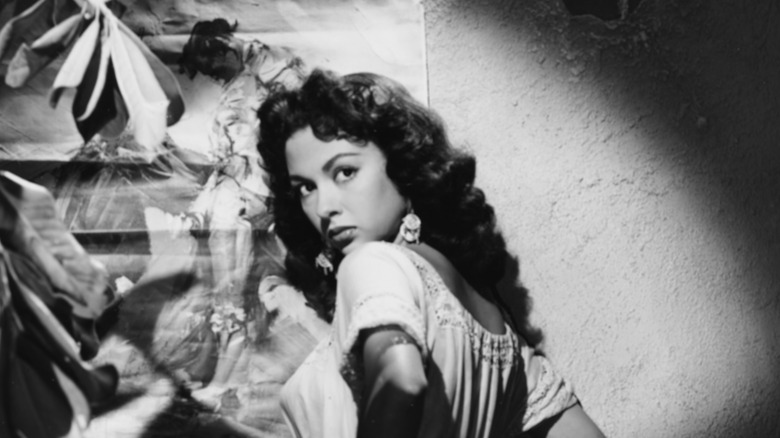 Rita Moreno as a young woman 