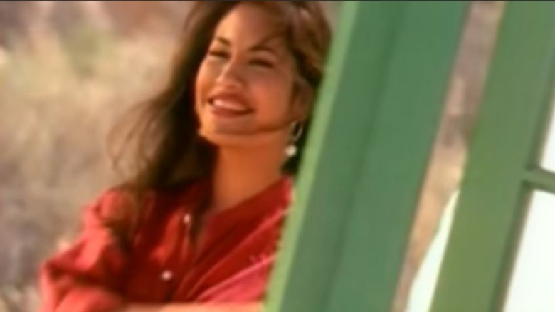 Selena Quintanilla smiling