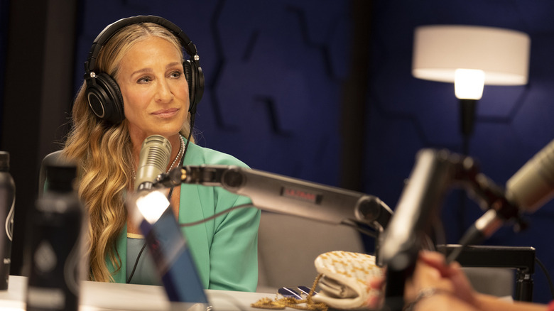 Sarah Jessica Parker with headphones in studio