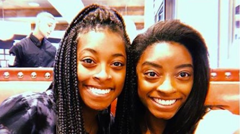 Adria Biles and Simone Biles in a selfie