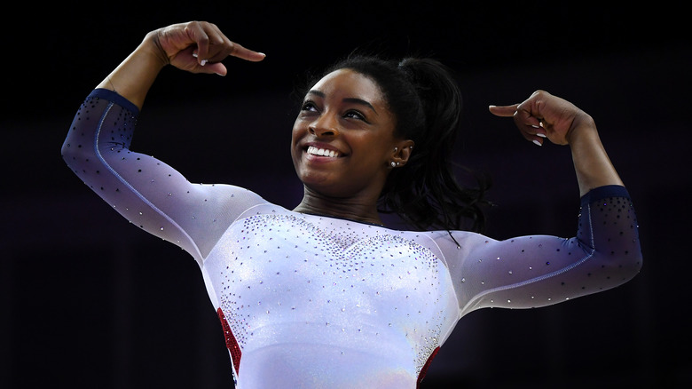 Simone Biles pointing