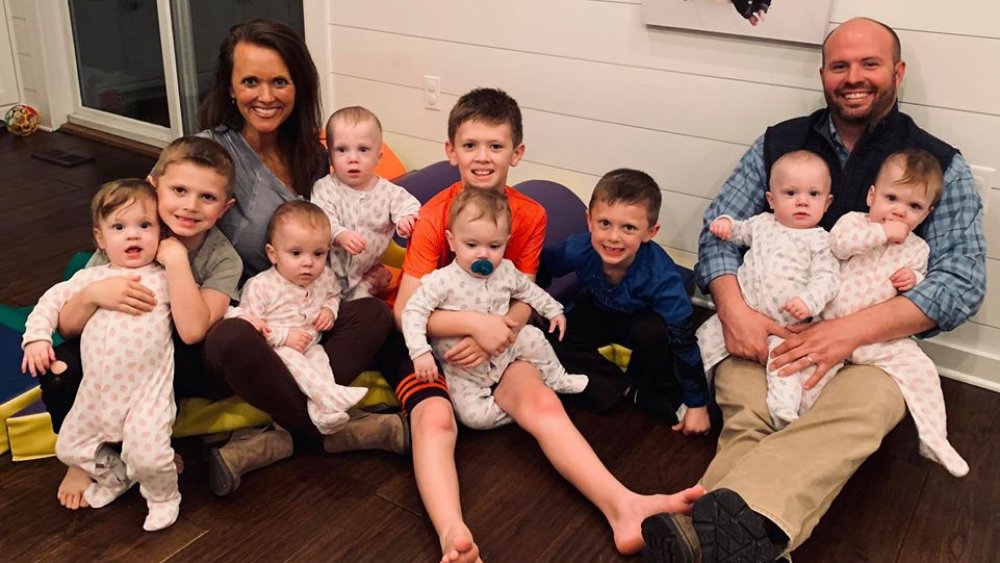 Waldrop family of Sweet Home Sextuplets