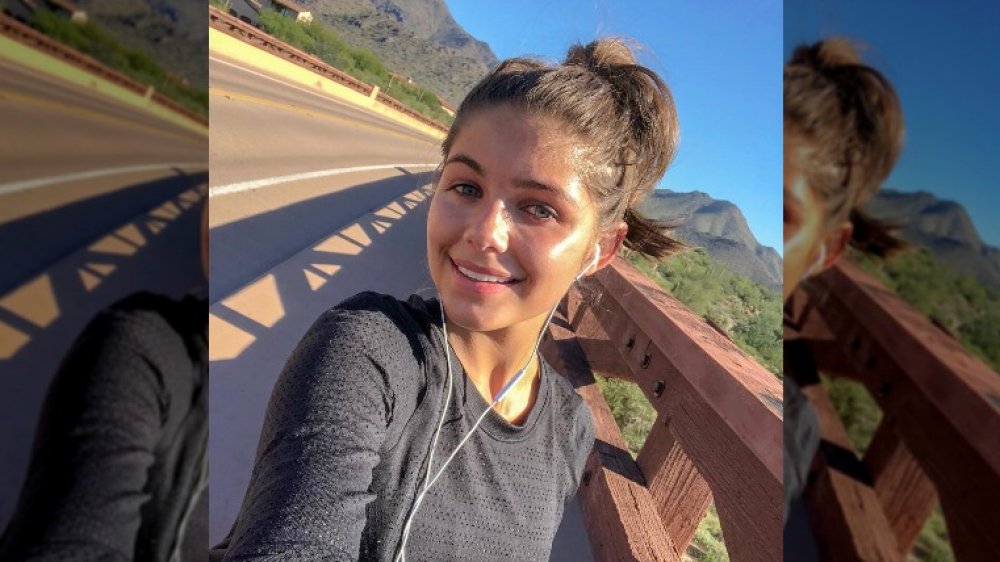 The Bachelor's Hannah Sluss jogging in Arizona