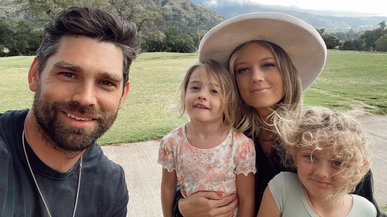 Justin Gaston and Melissa Ordway with their two daughters