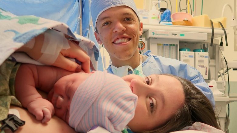 Zach, Tori and Jackson Roloff after c section