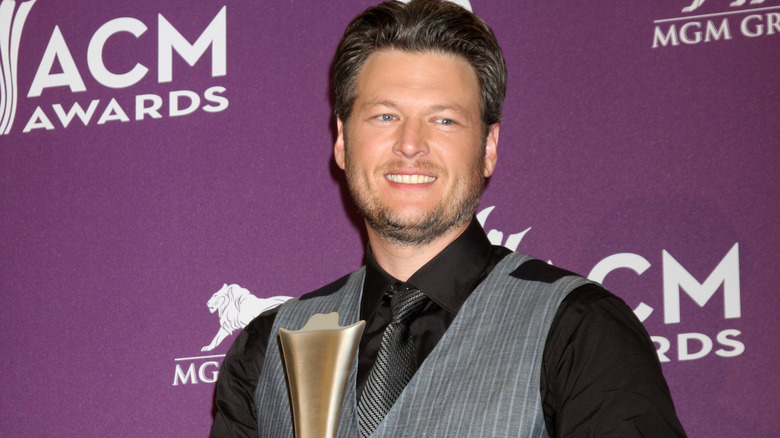 Blake Shelton in the press room at the 2012 Academy of Country Music Awards