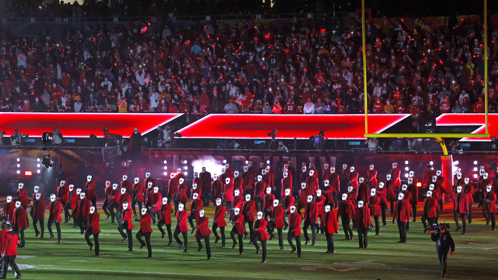 The Weeknds dancers marching 