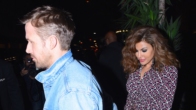 Ryan Gosling and Eva Mendes spotted out in New York in 2017.