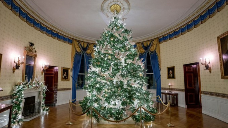 official white house christmas tree