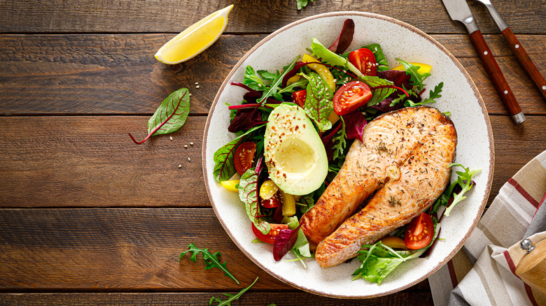 Grilled fish and vegetables