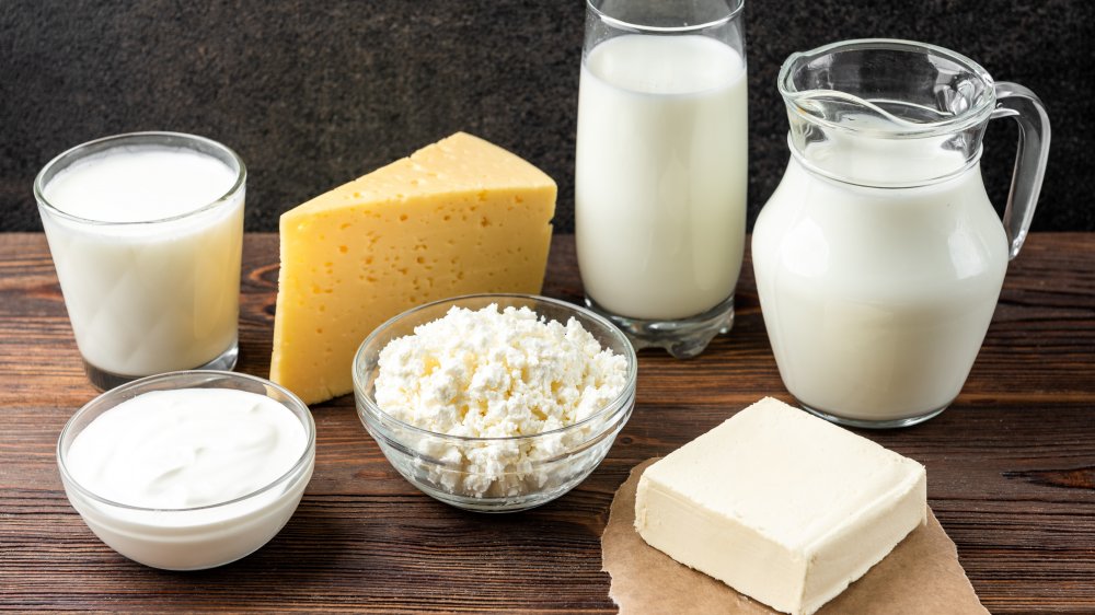 Full-fat dairy products 