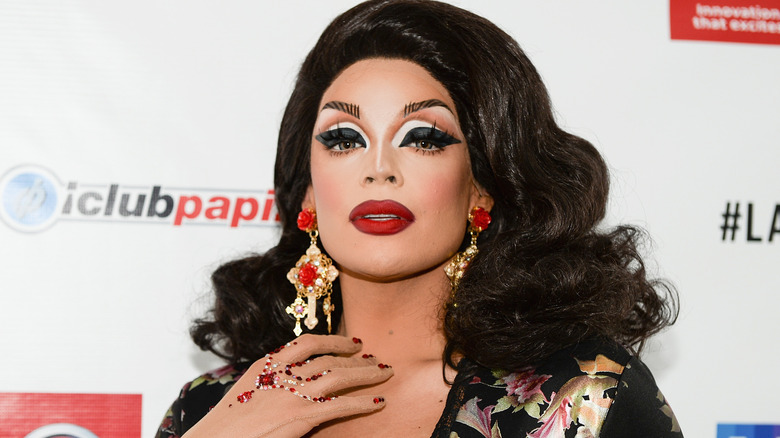 Valentina posing on red carpet