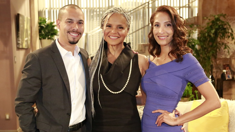 Victoria Rowell posing with former on-screen kids