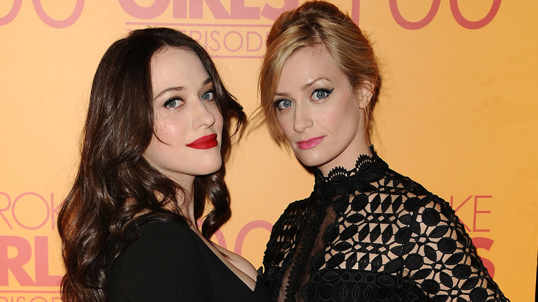 Kat Dennins and Beth Behrs posing