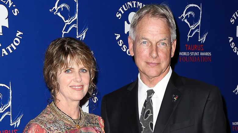 Pam Dawber and Mark Harmon posing