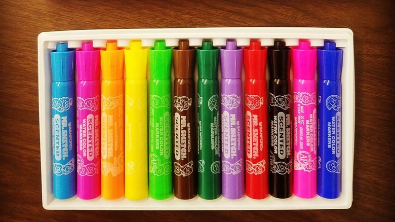 Things Every 90s Girl Kept In Her Caboodle