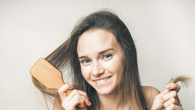 brushing hair hairloss