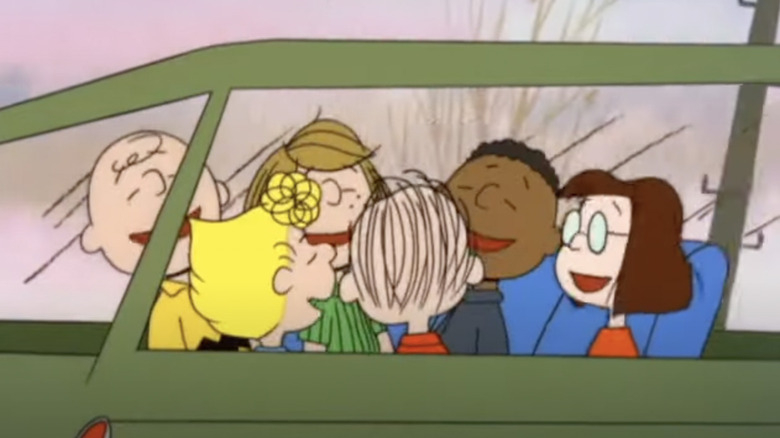 Peanuts kids in car