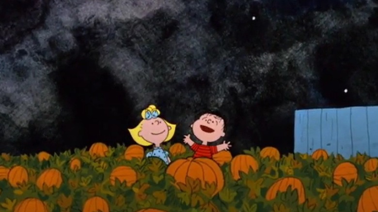 Linus smiling, looking at sky, Great Pumpkin