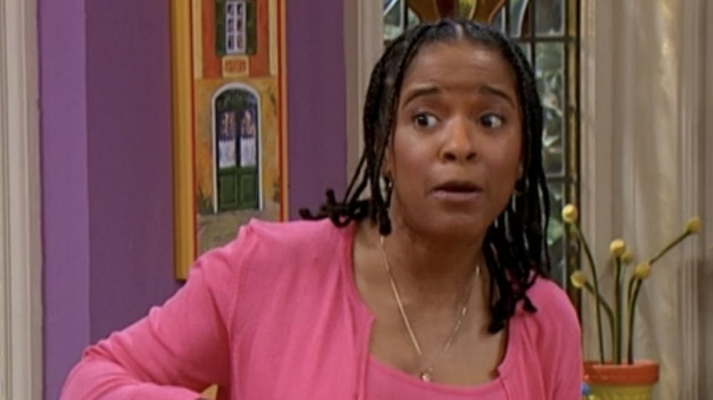 T'Keyah Crystal Keymáh as Raven's mom on That's So Raven