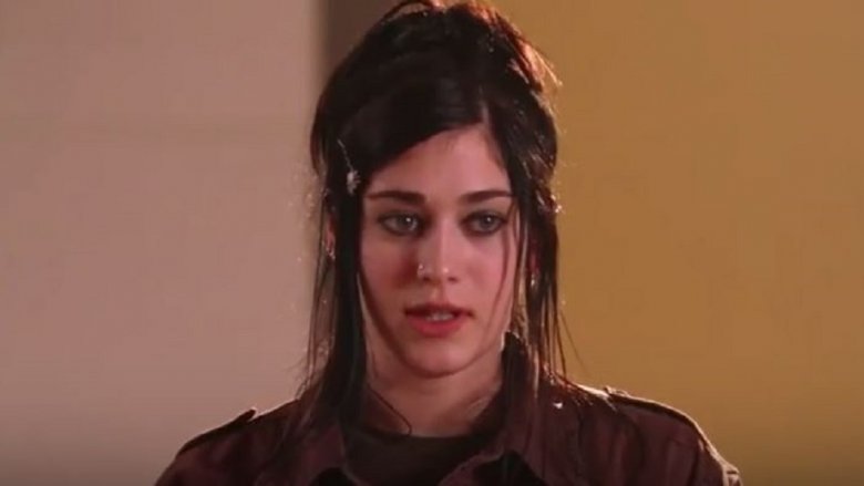 Lizzy Caplan as Janice in Mean Girls