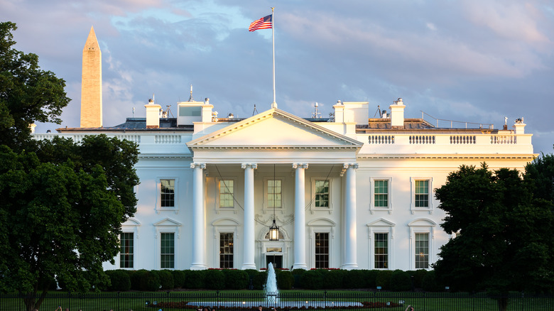 Sunset behind the White House