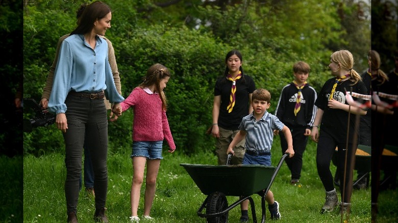 Cambridge family outside