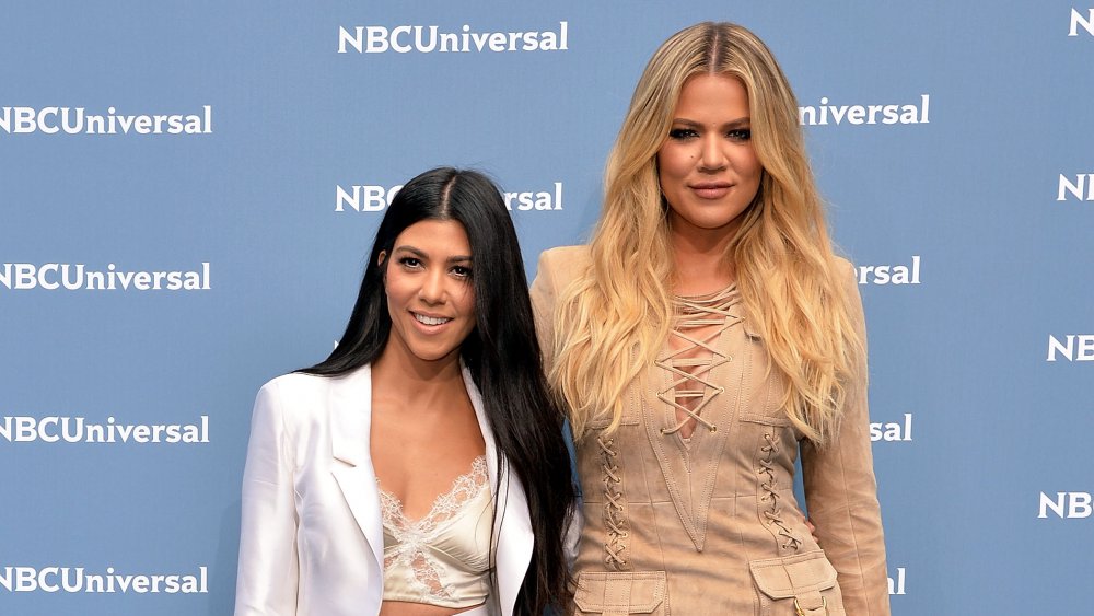 Kourtney and Khloe Kardashian on the red carpet in 2016