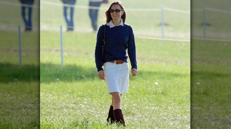 Kate Middleton in a white skirt 