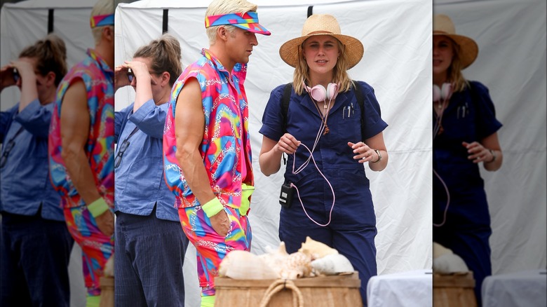 Greta Gerwig and Ryan Gosling on set