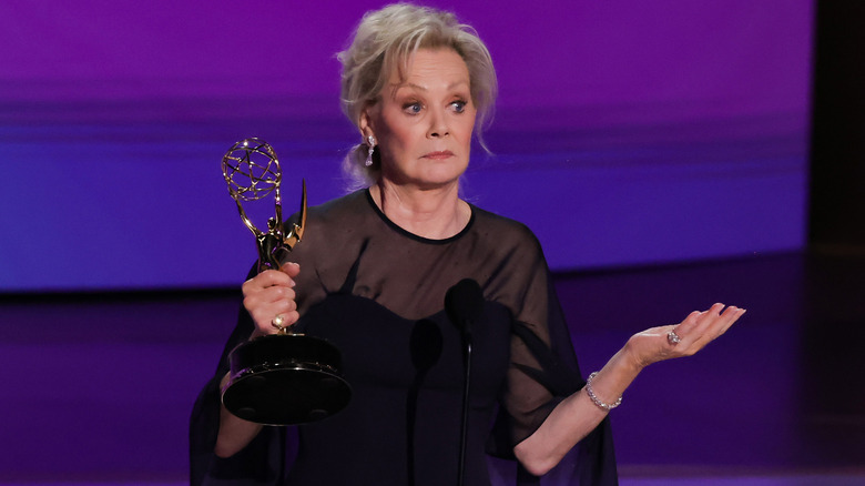 Jean Smart accepting her Emmy on stage