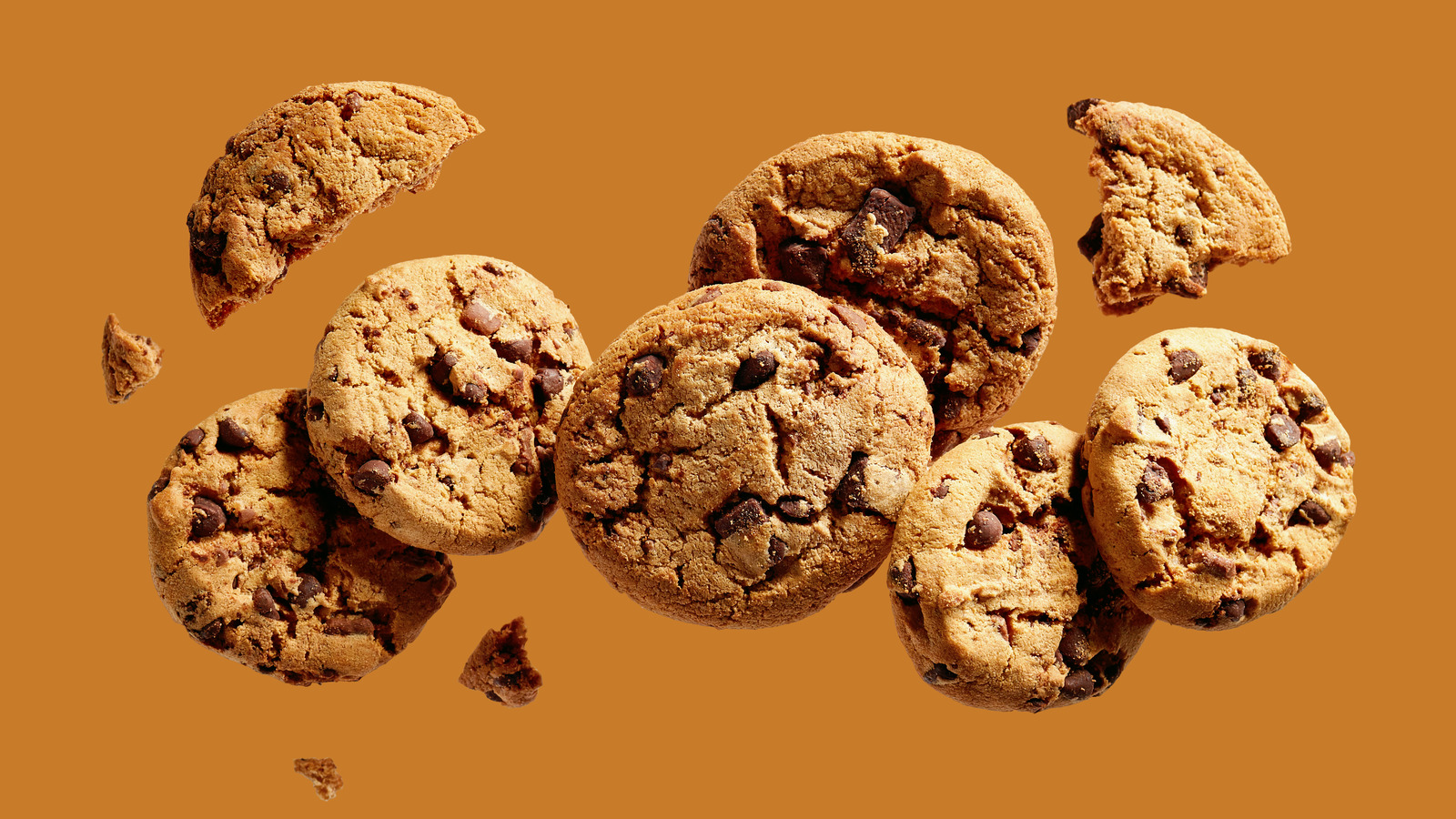 This Is The Best Grocery Store Chocolate Chip Cookie You Can Buy